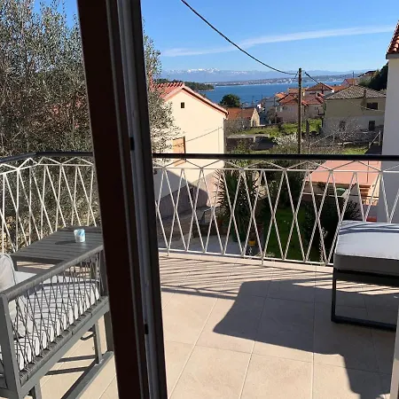 Charming New House On Islandfew Steps From The Sea Ferienhaus Kali